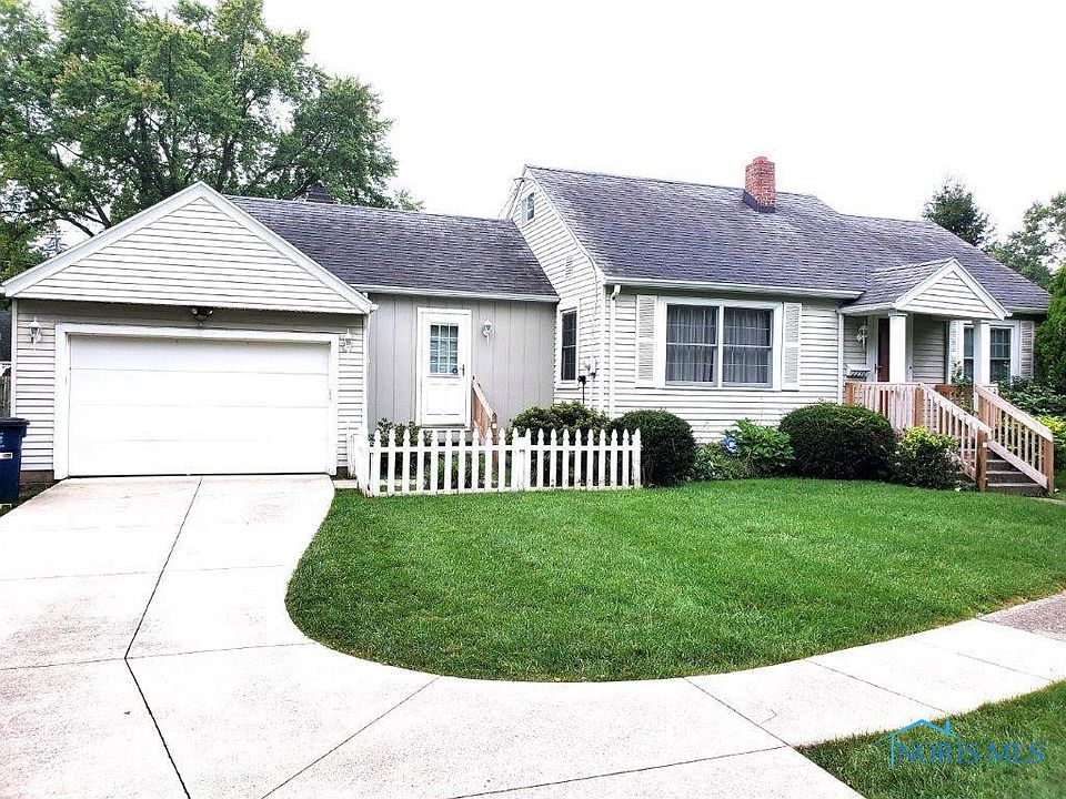1st image of 2230 Green Valley Dr