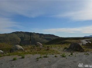 84 Alta Lake Rd, Pateros, WA 98846