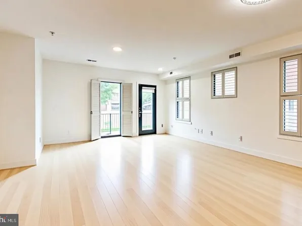 310 V St NE Unit 1, Washington, DC 20002