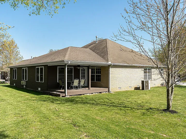 835 E Country Ridge St — Photo 35