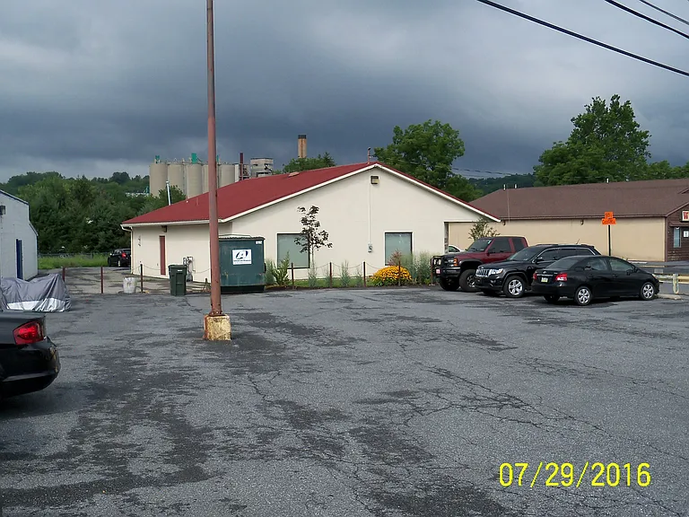 1854 Main St #9 — Photo 7