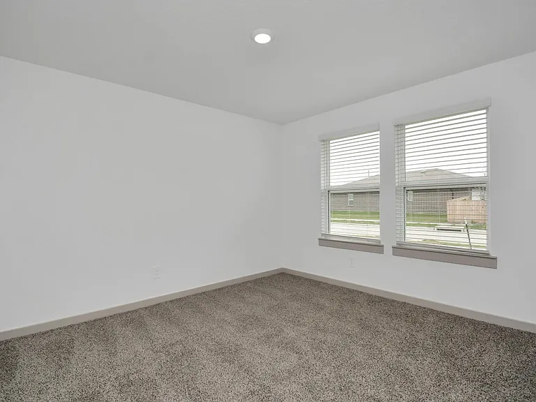 7731 Suffolk Valley Ln — Photo 12