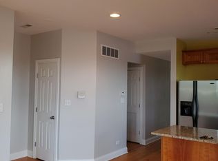 6736 S Merrill Ave APT 1, Chicago, IL