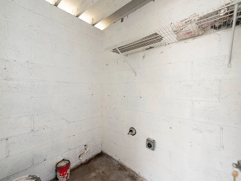 504 N Carolina Ave — Photo 9