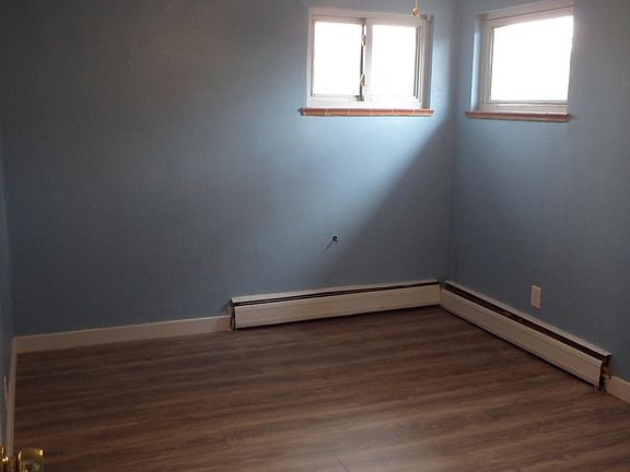 5th image of 1340 S Irving St #1350