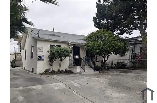 9021 1/2 Baring Cross Ave Photo 1