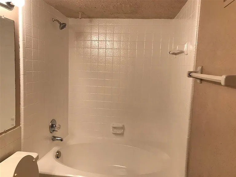 2826 S Bartell Dr #35 — Photo 9