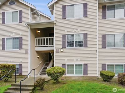 19230 Forest Park Drive NE #H-327, Lake Forest Park, WA, 98155