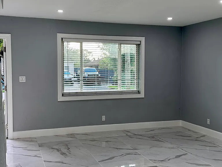 1134 Woodbine Rd — Photo 3