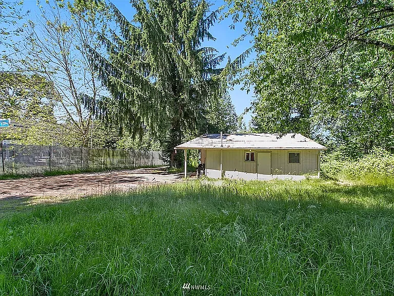 2 bed, 938 sqft, $1,950 — Photo 4