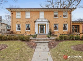 1136 Sheridan Rd, Wilmette, IL 60091