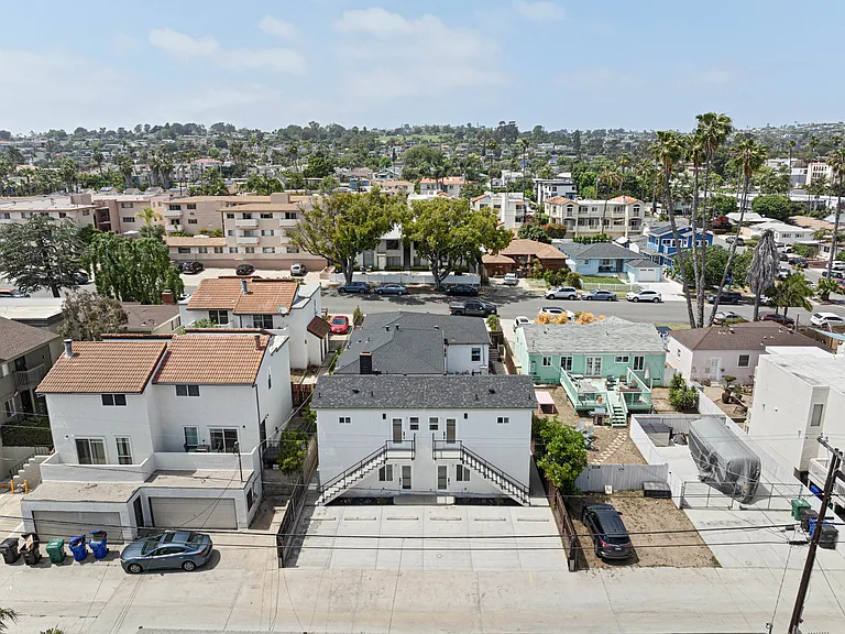 1953 Emerald St #2 — Photo 8