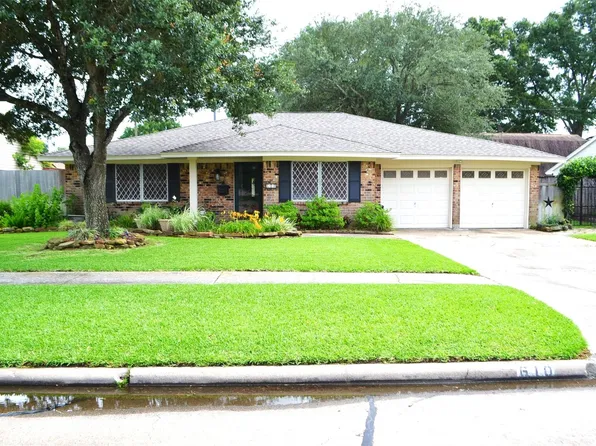 610 E X St, Deer Park, TX 77536