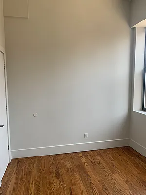 Rented by City Vista Inc | media 12