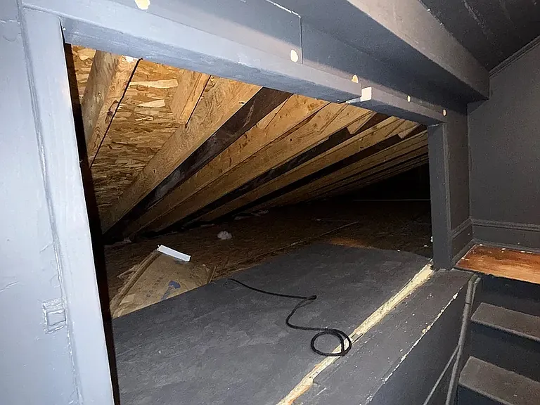 169 E Pine St — Photo 15