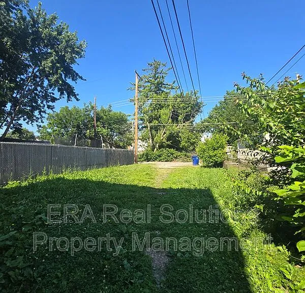 361 S Harris Ave #A — Photo 3