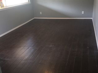 809 Gwenn St, Springdale, AR 72762