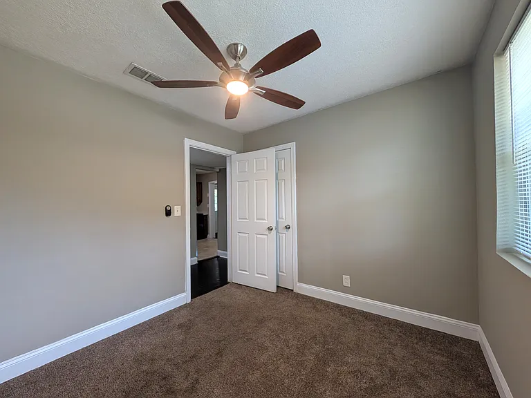 5363 Poppy Dr — Photo 11