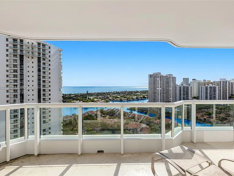 21055 Yacht Club Dr #2310 — Photo 35