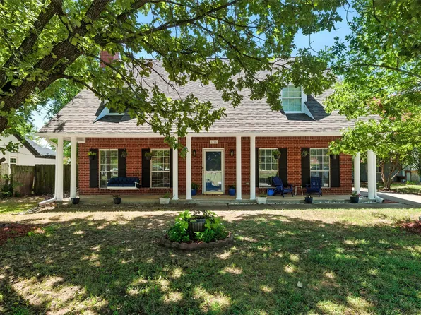 6705 Hewitt St, North Richland Hills, TX 76182