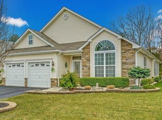 324 Damiano Way, Lakewood, NJ 08701