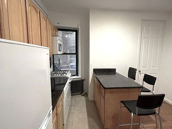 3rd image of 3153 Broadway #17
