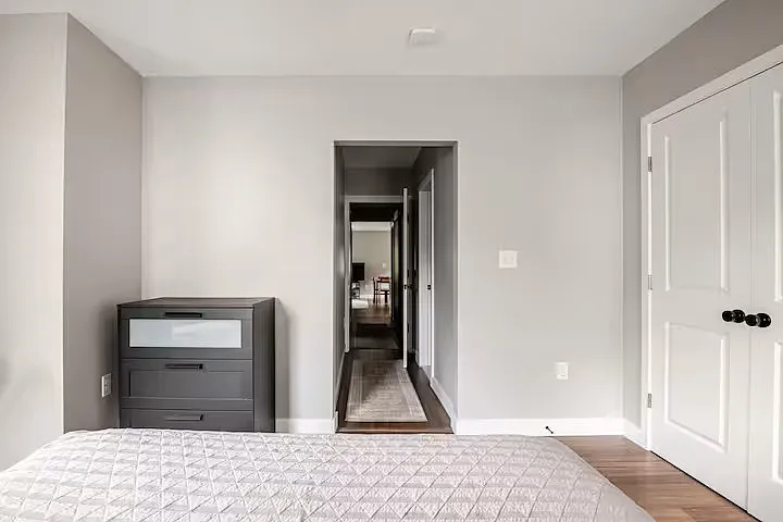 7 Burnside St #1 — Photo 13