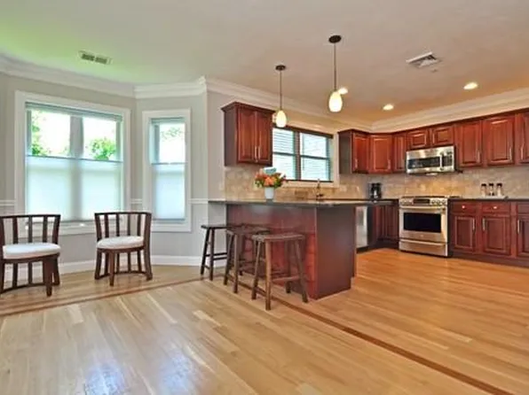 25-27 Tafthill Ter Unit 2, Roslindale, MA 02131