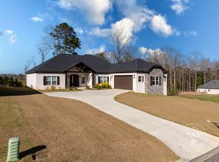 113 Laney Ln, Dothan, AL 36301