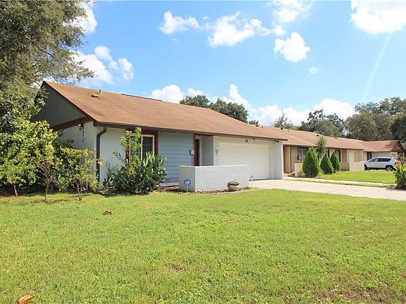 4th image of 136 Sand Pine Cir