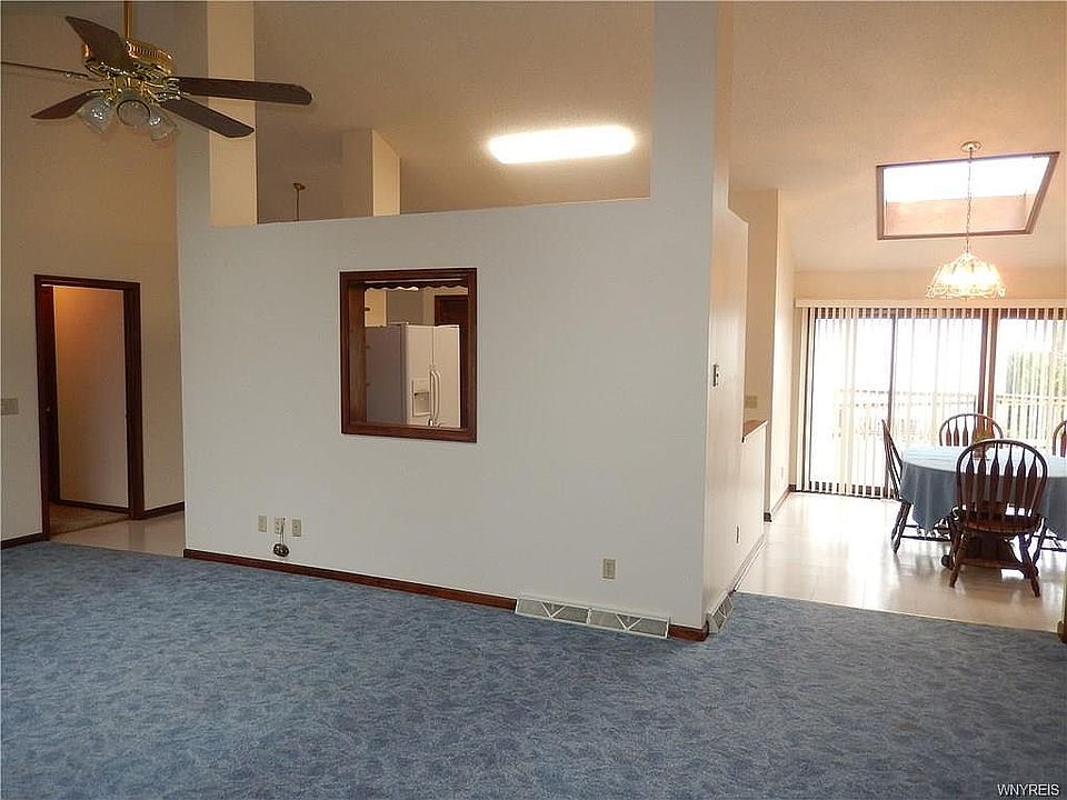 2nd image of 829 Losson Rd