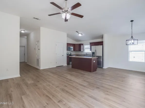 13110 Turtle Creek Pkwy, Gulfport, MS 39503