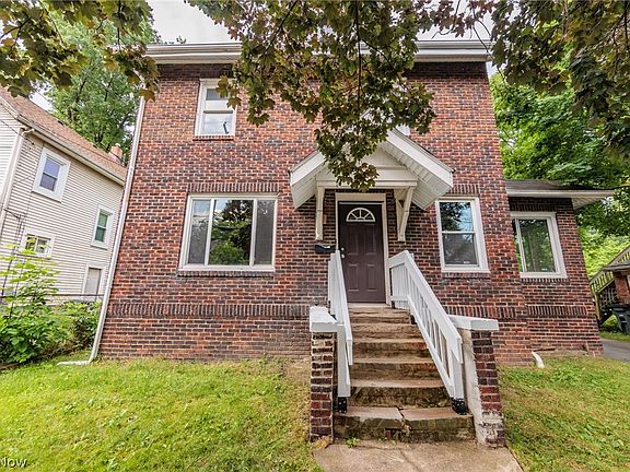 3rd image of 243 Wildwood Ave