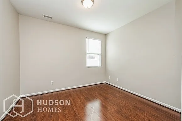 1014 Yellow Bee Rd — Photo 8