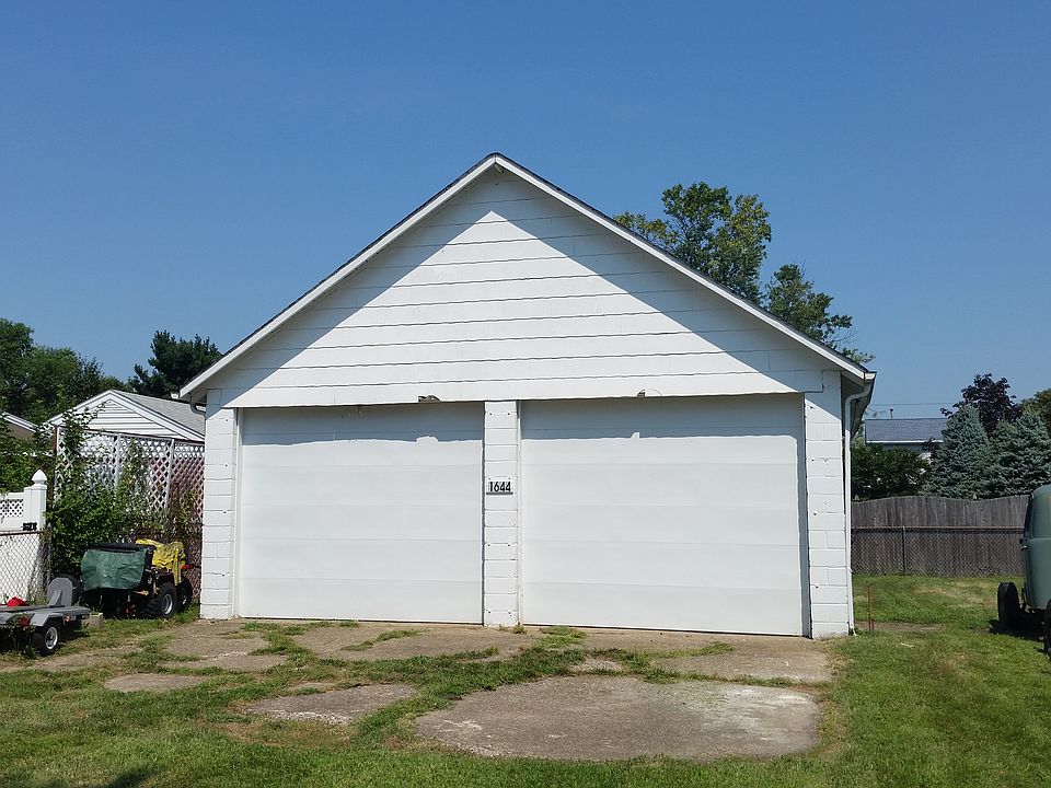 1st image of 1644 Richmond Ave