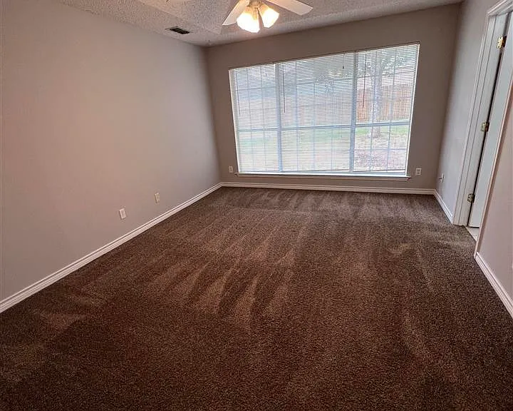 5316 Pebblestone Dr — Photo 14