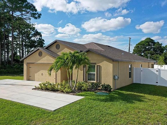 3rd image of 1381 SW Paar Drive