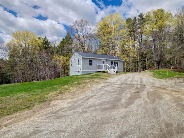 54 Phillips Road, Paris, ME 04281