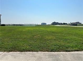2064 Lakeshore Blvd S, Slidell, LA 70461