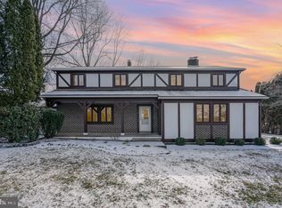 8 Mayapple Dr, Hummelstown, PA 17036