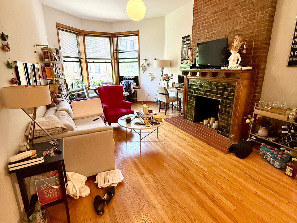 1st image of 324 W 76th St APT 2A