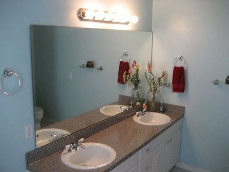 2253 SW 41st Ln — Photo 6