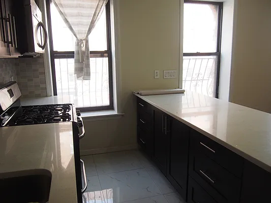 Rented by Evergreen Realty & Investments | media 13