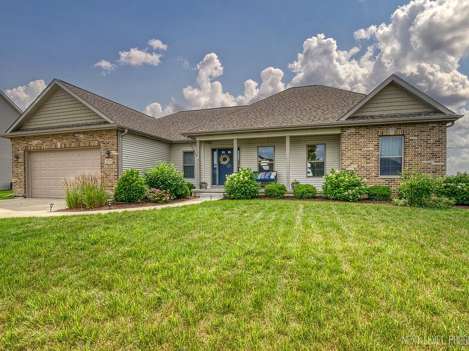 2235 Wickford Ln, Sycamore, IL 60178 Zillow