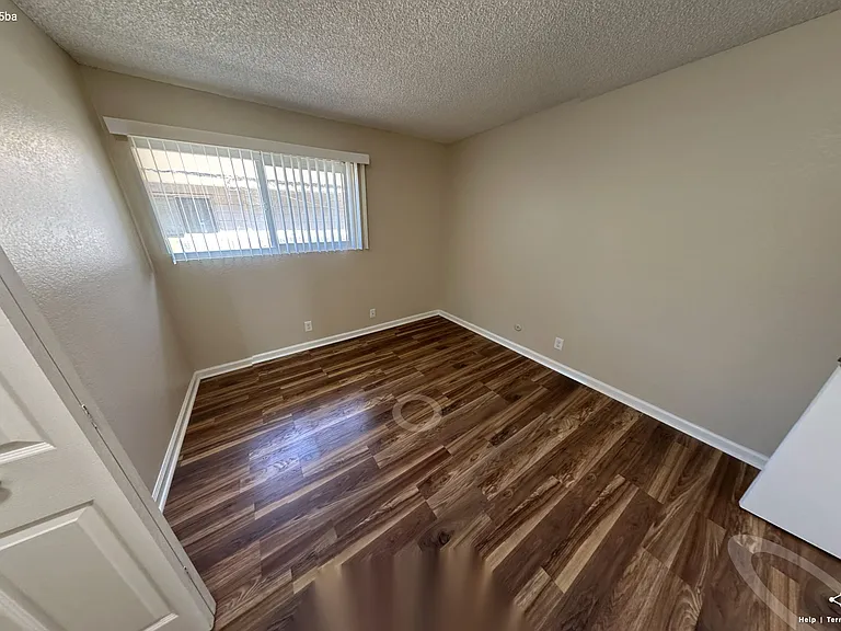 1901 Henry St #1 — Photo 6