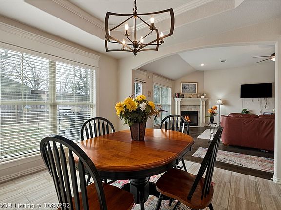 5th image of 5612 Thomas Rd