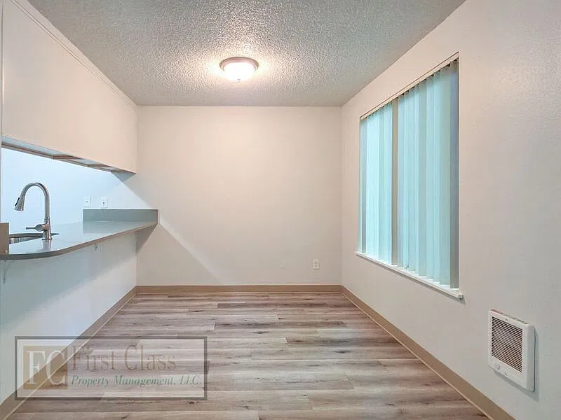 2 bed, 1.0 bath, 880 sqft, $1,595 — Photo 4