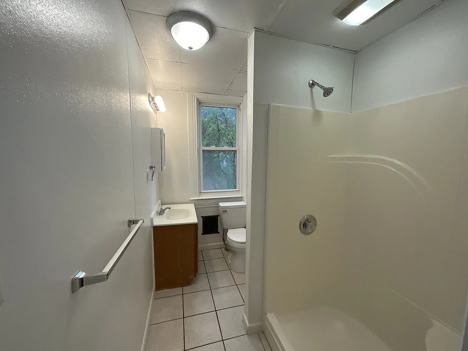 231 W Jackson St, York - 1 — Photo 3
