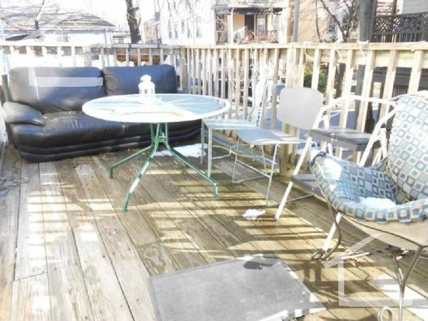 Charming 4 Bedroom-No Broker Fee — Photo 1