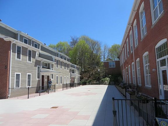 3rd image of 3 S Stone Mill Dr APT 214
